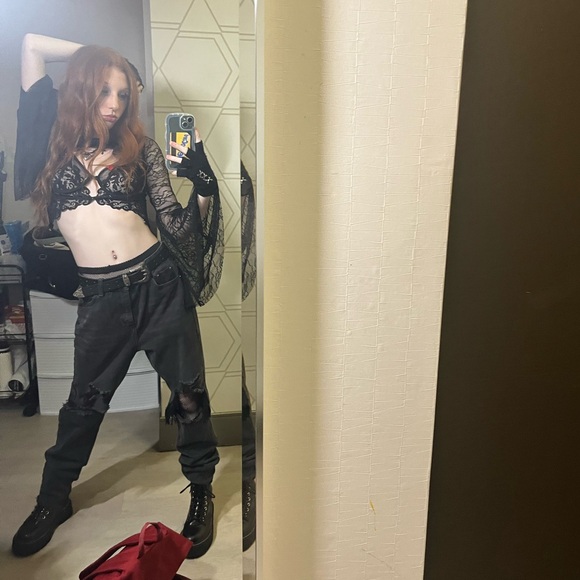 Meet your Posher, Quinn - Picture 6 of 8